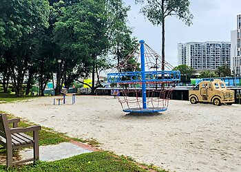 Ang Mo Kio Public Parks Ang Mo Kio Town Garden West image 3 Ang Mo Kio Public Parks Ang Mo Kio Town Garden West image 3