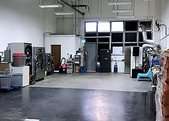 Yishun Laundry Services Beauty laundry Service image 1 Yishun Laundry Services Beauty laundry Service image 1