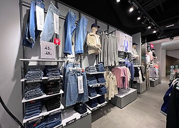 Ang Mo Kio Clothing Stores Bossini Ang Mo Kio image 2 Ang Mo Kio Clothing Stores Bossini Ang Mo Kio image 2