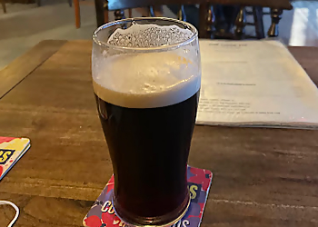 Katong Pubs Cheeers Bistro & Bar image 1