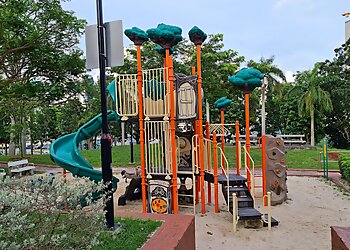 Clementi Woods Park photo Clementi Woods Park