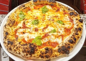 Daniele's Pizza