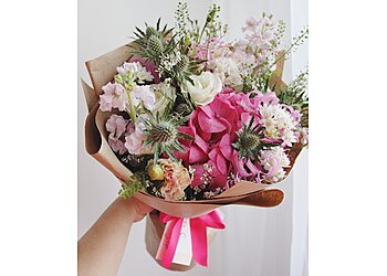 Geylang Flowers And Gifts Shops Dawn Q. Floral Design image 3 Geylang Flowers And Gifts Shops Dawn Q. Floral Design image 3