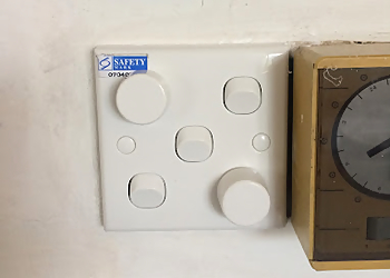 Outram Electricians Daylight Electrician Singapore-Outram image 2 Outram Electricians Daylight Electrician Singapore-Outram image 2