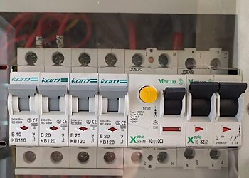 Queenstown Electricians Daylight Electrician Singapore Queenstown image 3 Queenstown Electricians Daylight Electrician Singapore Queenstown image 3