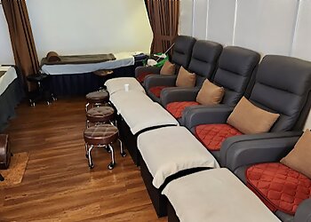 Dong Fa Foot Reflexology photo Dong Fa Foot Reflexology