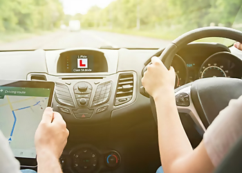 Geylang Driving Schools DrivingHoneyBee image 1