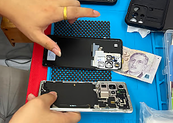Bukit Batok Cell Phone Repair FlashmanFix image 3 Bukit Batok Cell Phone Repair FlashmanFix image 3