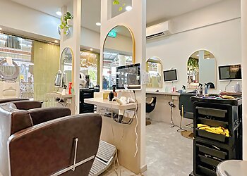 Jurong West Beauty Salons Fleek Salon image 1