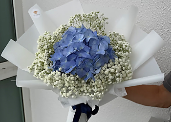 Woodlands Flowers And Gifts Shops Fu Bloom Flowers image 1