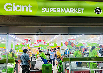 Giant Supermarket