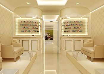 Tampines Beauty Salons Glamour+ Nail.Lash.Brow Studio Century Square  image 1