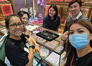 Woodlands Jewellers Goldheart Jewelry image 3 Woodlands Jewellers Goldheart Jewelry image 3