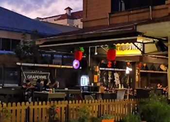 Grapevine Cafe Bar & Restaurant photo Grapevine Cafe Bar & Restaurant