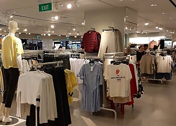 Serangoon Clothing Stores H&M Serangoon image 3 Serangoon Clothing Stores H&M Serangoon image 3