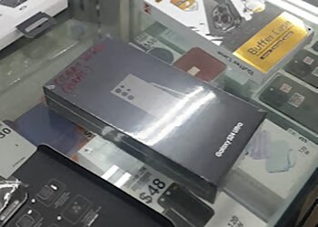 Toa Payoh Mobile Shops Handphone Shop-99 Connection image 2 Toa Payoh Mobile Shops Handphone Shop-99 Connection image 2