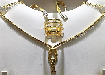 Bukit Batok Jewellers Ho Heng Goldsmiths image 2 Bukit Batok Jewellers Ho Heng Goldsmiths image 2