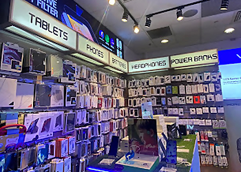 Bukit Timah Mobile Shops Hola Mobile Pitstop image 3 Bukit Timah Mobile Shops Hola Mobile Pitstop image 3