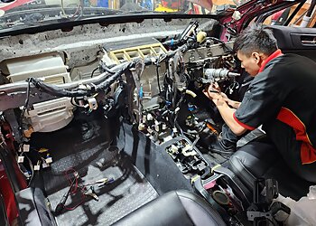 Bukit Batok Auto Repair Shops Holland Auto Wheels image 2 Bukit Batok Auto Repair Shops Holland Auto Wheels image 2