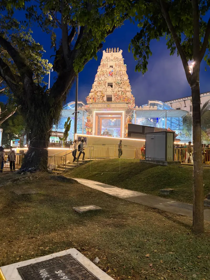 images/HolyTreeSriBalasubramaniarTemple-Yishun-North-review-2