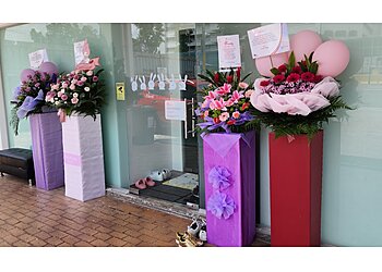 Clementi Flowers And Gifts Shops Hong-Le Floral & Trading  image 1