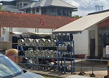 Sengkang Auto Repair Shops JGH Auto image 3 Sengkang Auto Repair Shops JGH Auto image 3