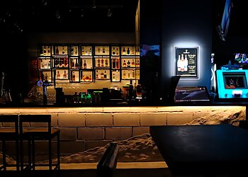 Macpherson Pubs Juke 95 image 2 Macpherson Pubs Juke 95 image 2