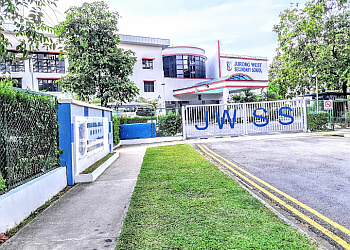  Jurong West Secondary School