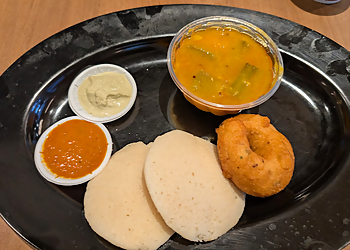 Changi Vegetarian Restaurants Kaveri Indian Vegetarian  image 1