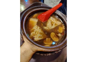 Klang Bak Kut Teh / Petaling Street Famous Clay Pot Chicken