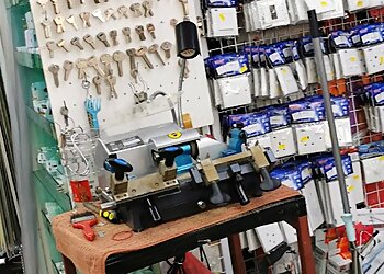 Queenstown Locksmiths Lee Locksmith & Services image 2 Queenstown Locksmiths Lee Locksmith & Services image 2