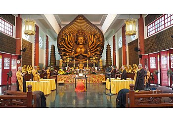 Lian Shan Shuang Lin photo Lian Shan Shuang Lin