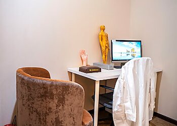 Bukit Panjang Traditional Chinese Medicine Liang Yi TCM image 2 Bukit Panjang Traditional Chinese Medicine Liang Yi TCM image 2