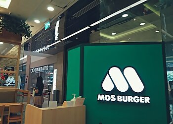 Mos Burger 100 Am photo Mos Burger 100 Am