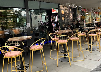 Toa Payoh Pubs MeetBar image 2 Toa Payoh Pubs MeetBar image 2