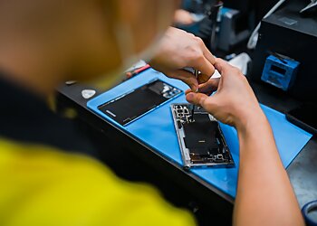 Chinatown Cell Phone Repair Mister Mobile Chinatown image 3 Chinatown Cell Phone Repair Mister Mobile Chinatown image 3