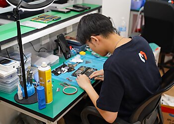 Queenstown Cell Phone Repair Mobile Life Queenstown image 3 Queenstown Cell Phone Repair Mobile Life Queenstown image 3