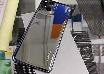 Pioneer Mobile Shops Optimum Comm image 3 Pioneer Mobile Shops Optimum Comm image 3