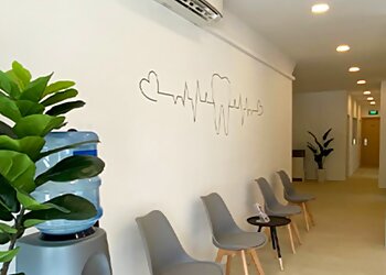 Q & M Dental Group Boon Lay MRT photo Q & M Dental Group Boon Lay MRT