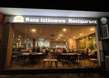 Rasa Istimewa photo Rasa Istimewa