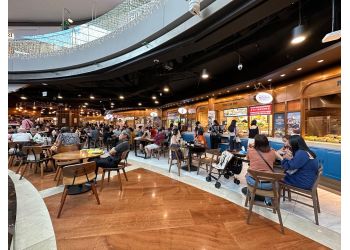 3 Best Food Courts in Marina Bay - Expert Recommendations