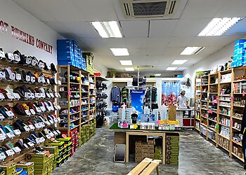 Geylang Sporting Goods Red Dot Running Company image 2 Geylang Sporting Goods Red Dot Running Company image 2