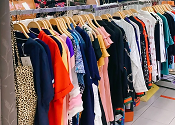 Hougang Clothing Stores Ren Lee Boutique image 3 Hougang Clothing Stores Ren Lee Boutique image 3