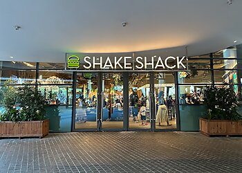 Marina Bay Fast Food Shake Shack  image 2 Marina Bay Fast Food Shake Shack  image 2