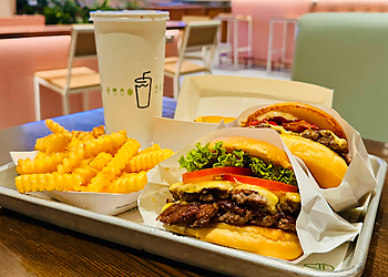 Shake Shack Outram, Outram