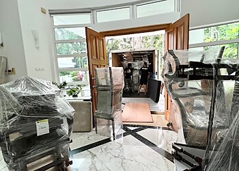 Tuas Moving Companies Shin Movers & Logistics Pte. Ltd. image 3 Tuas Moving Companies Shin Movers & Logistics Pte. Ltd. image 3