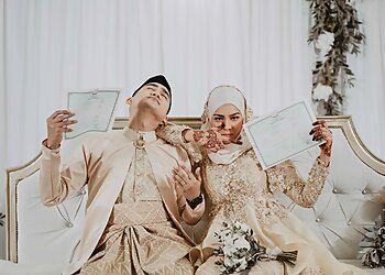 Sembawang Video Production Studio Five Weddings image 3 Sembawang Video Production Studio Five Weddings image 3