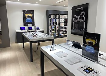 Bukit Panjang Mobile Shops Switch+ @ Bukit Panjang Plaza image 3 Bukit Panjang Mobile Shops Switch+ @ Bukit Panjang Plaza image 3