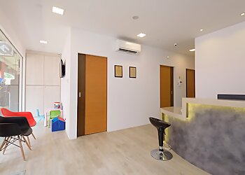 Hougang Dental Clinics Teeth Q Dental Surgeons Hougang Green image 3 Hougang Dental Clinics Teeth Q Dental Surgeons Hougang Green image 3