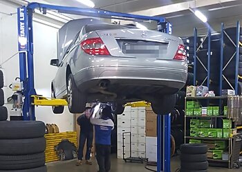 Marine Parade Auto Repair Shops Teo Hin Tyres image 3 Marine Parade Auto Repair Shops Teo Hin Tyres image 3